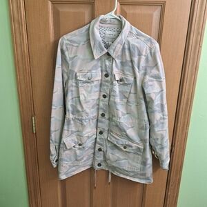 Camouflage Button-Up Jacket